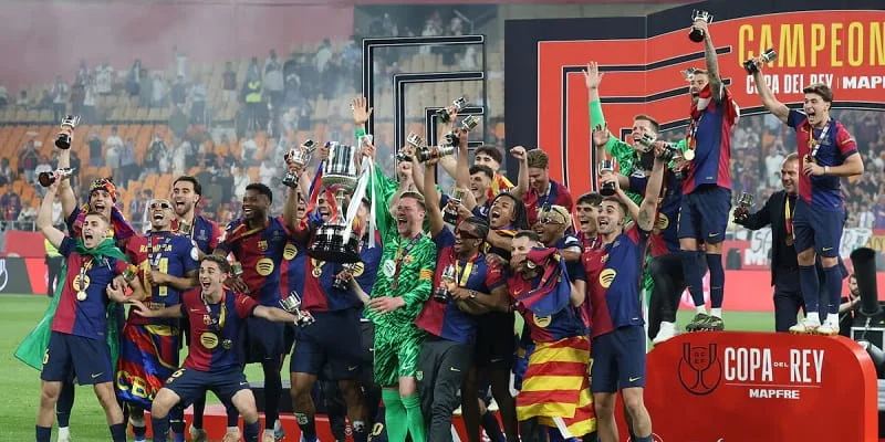 Cơ hội chứng kiến Barcelona có được cú ăn 3 lịch sử lần thứ 3