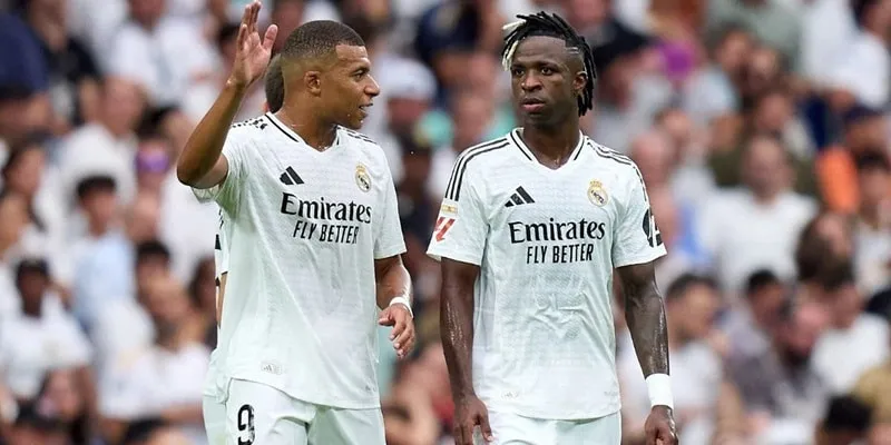 Mbappe sẵn sàng tráng vào chỗ trống mà Vinicius để lại